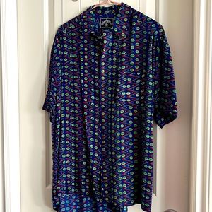 Navigator vintage buttoned shirt. Blue, green, red, yellow. L.